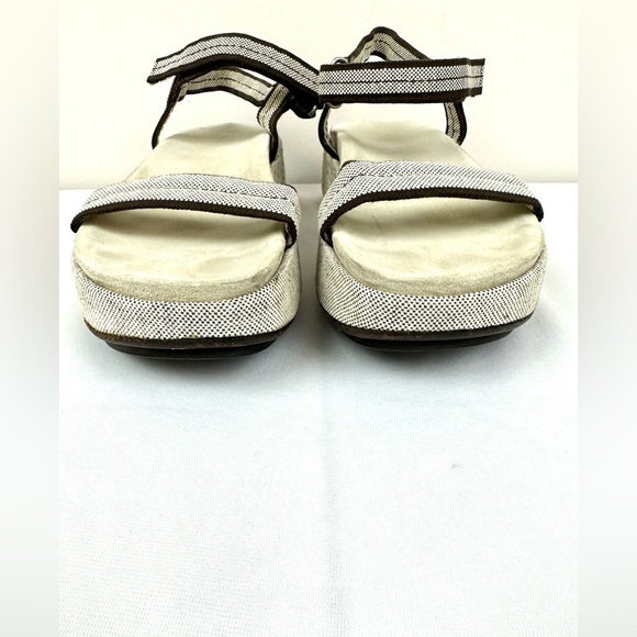 Vintage Prada Platform Velcro Sandals Size 10 - Picture 13 of 14